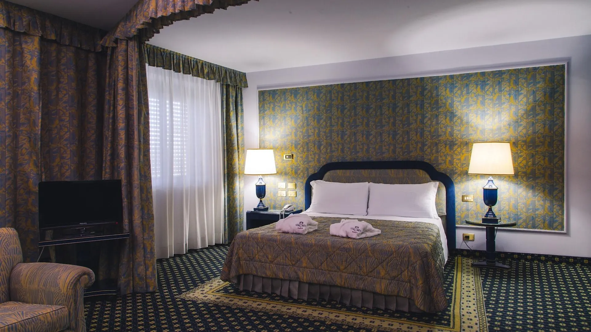 Grand Hotel Excelsior Reggio Calabria 4*,  Italy