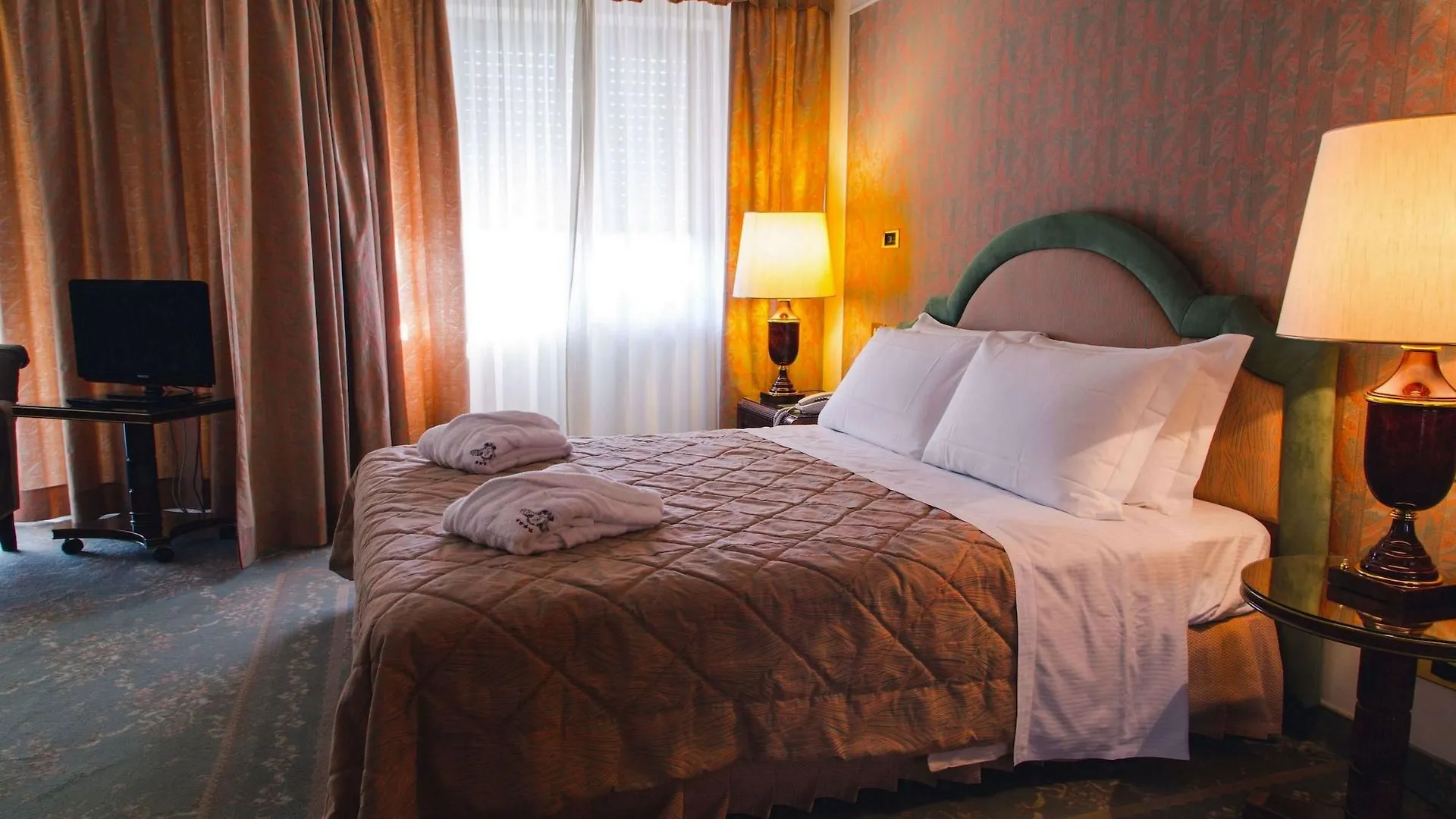 Grand Hotel Excelsior Reggio Calabria 4*,